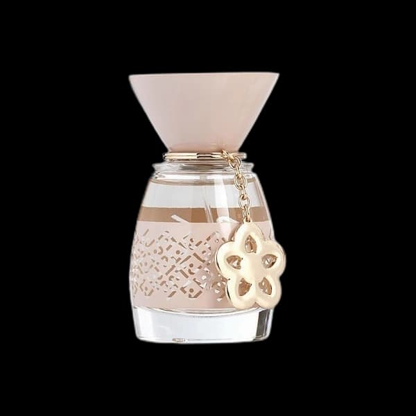 Lovely•Me bottle