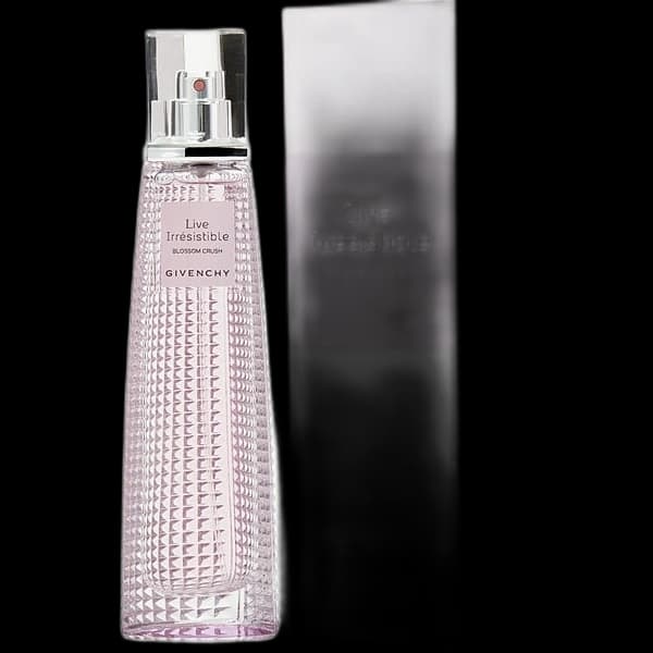 Live Irrésistible Blossom Crush bottle
