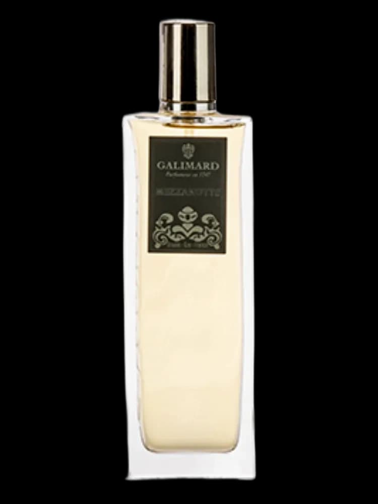 Mezzanotte bottle