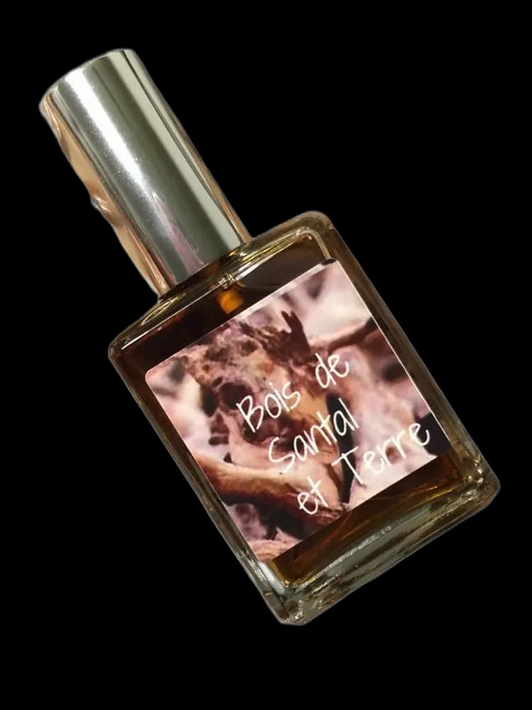 Bois de Santal et Terre bottle