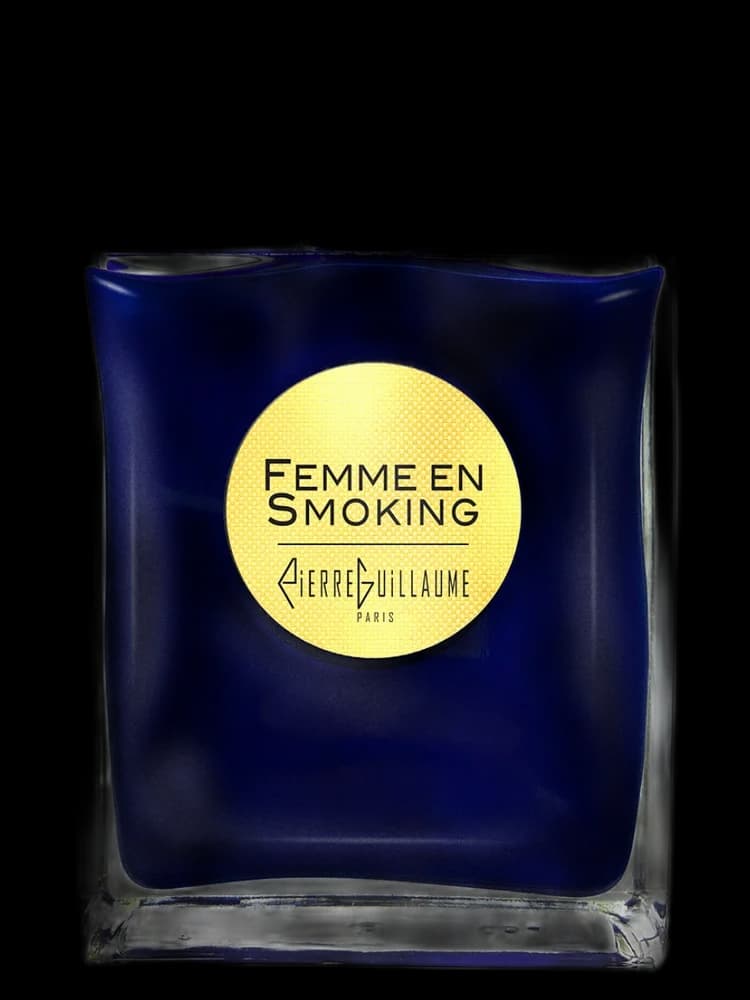 Femme en Smoking bottle
