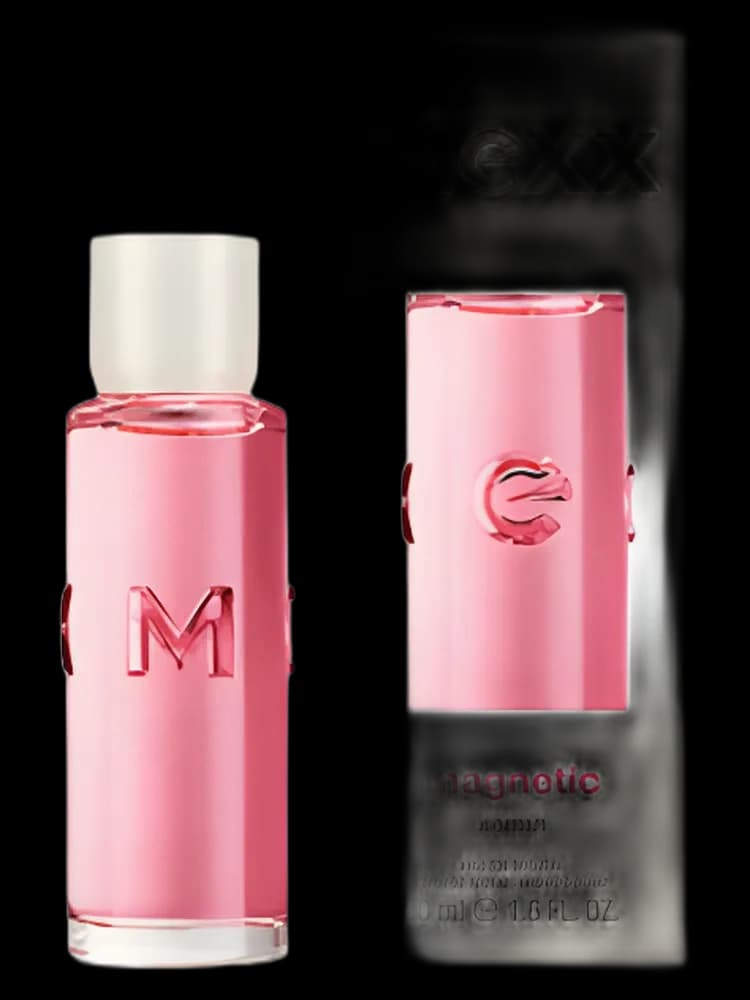 Magnetic Woman bottle